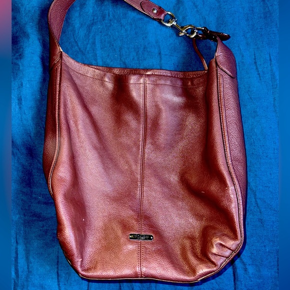 COACH M-1380-F23309 Burgundy Hobo Bag - Picture 5 of 7